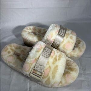 UGG - Fluffita Panther Print